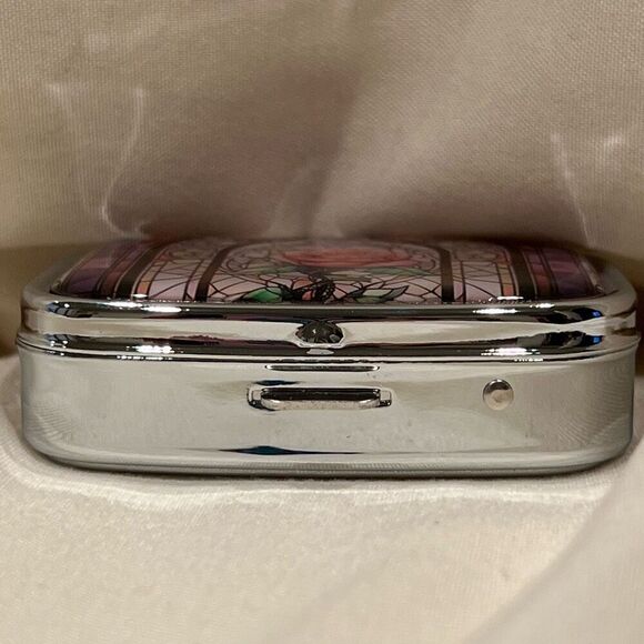 Rose Travel Pill Box 2 Compartment Decorative Medicine Pill Case Metal NEW - Picture 3 of 4